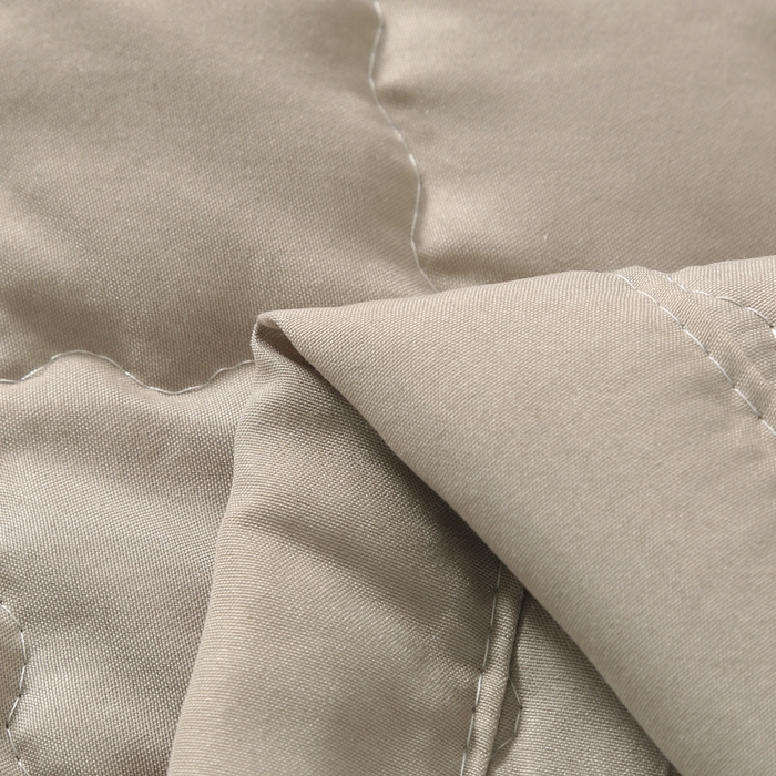 91家纺网 家纺一手货源 找家纺 被多多被业 2026新款纯色绗绣夏被夏凉被空调被 咖小格