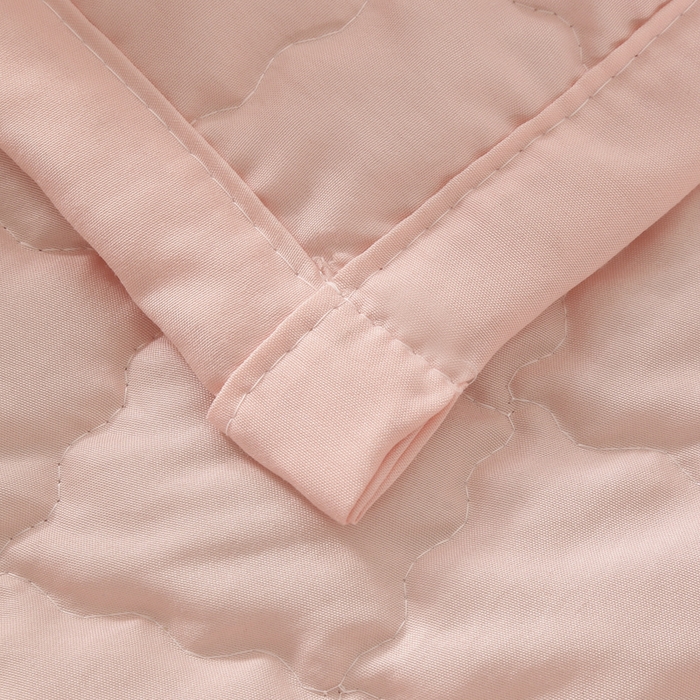 91家纺网 家纺一手货源 找家纺 被多多被业 2026新款纯色绗绣夏被夏凉被空调被 玉小格