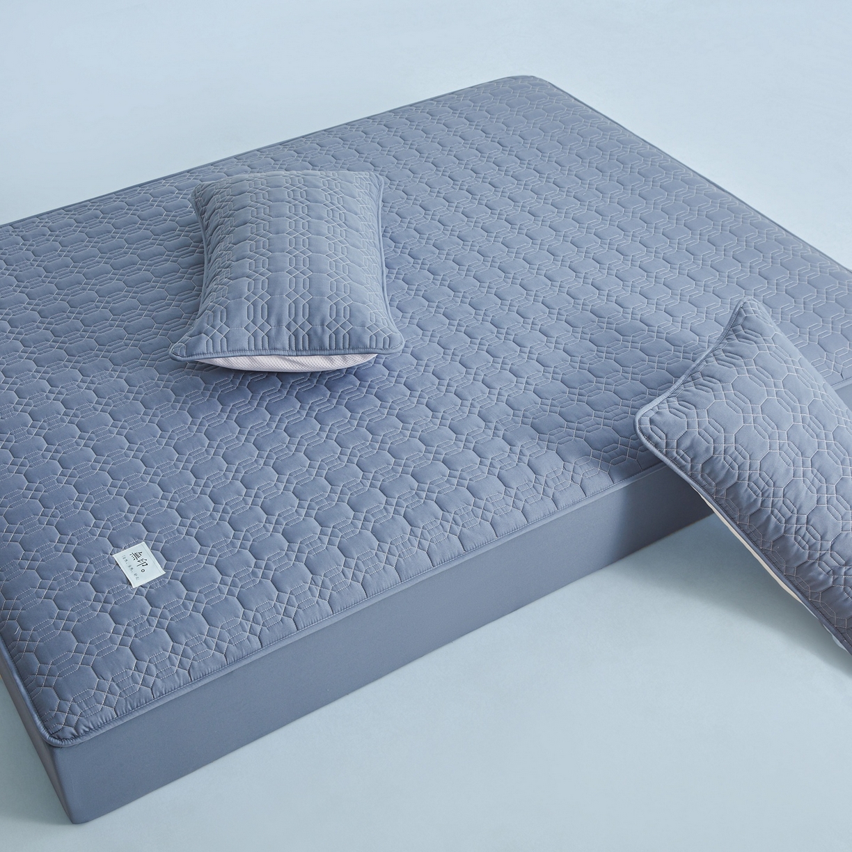 91家纺网 家纺一手货源 找家纺 女子家纺 2026新款大豆纤维深睡床笠 静海蓝