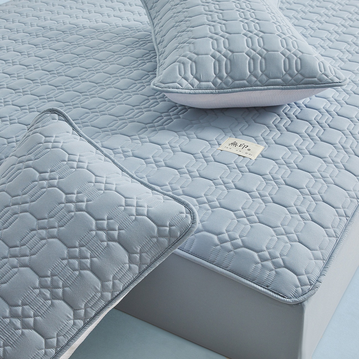 91家纺网 家纺一手货源 找家纺 女子家纺 2026新款大豆纤维深睡床笠 秋波蓝