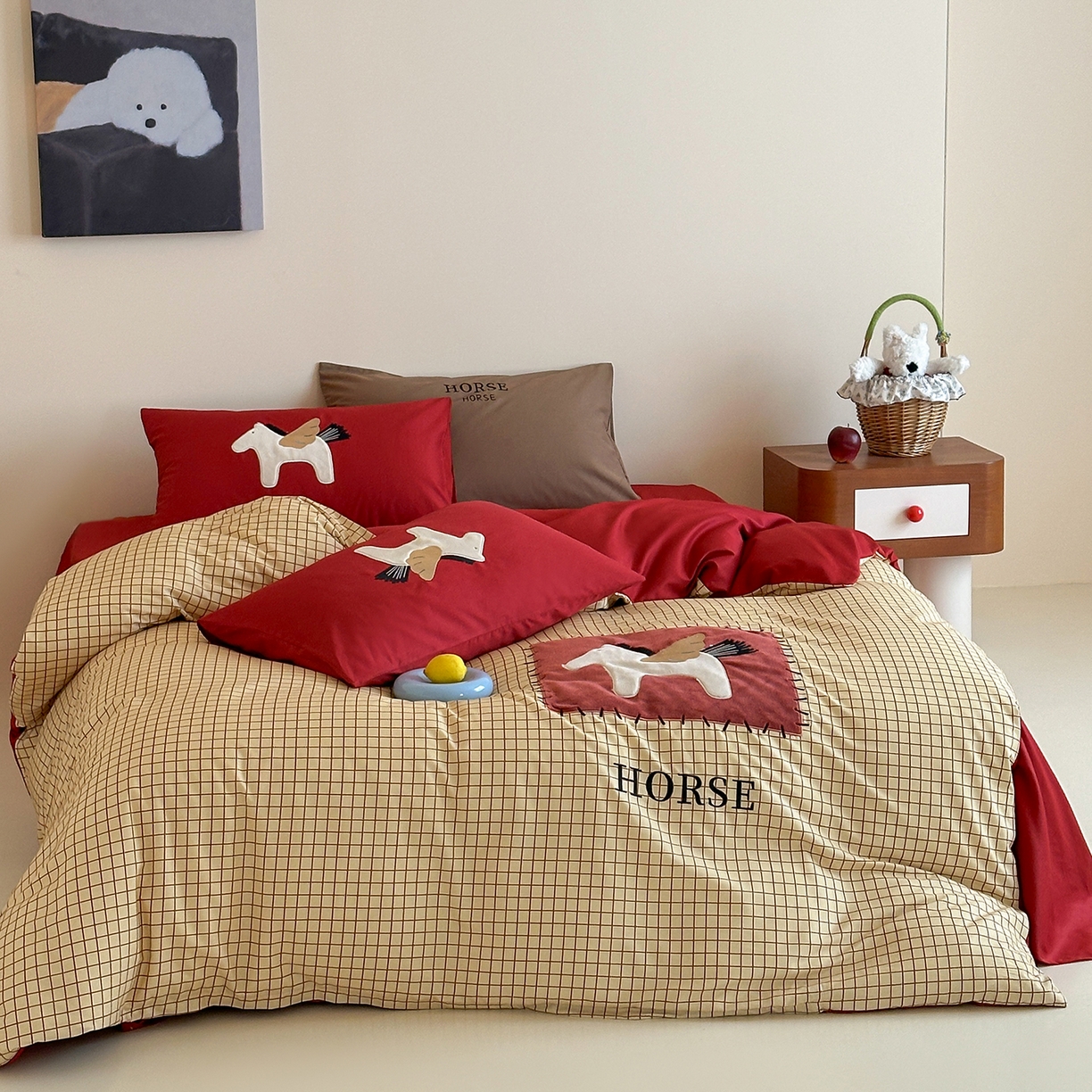 91家纺网 家纺一手货源 找家纺 桃子家居 新款A类纯棉全棉元气小马贴布绣高端刺绣工艺四件套 棉贴布绣-元气小马棕