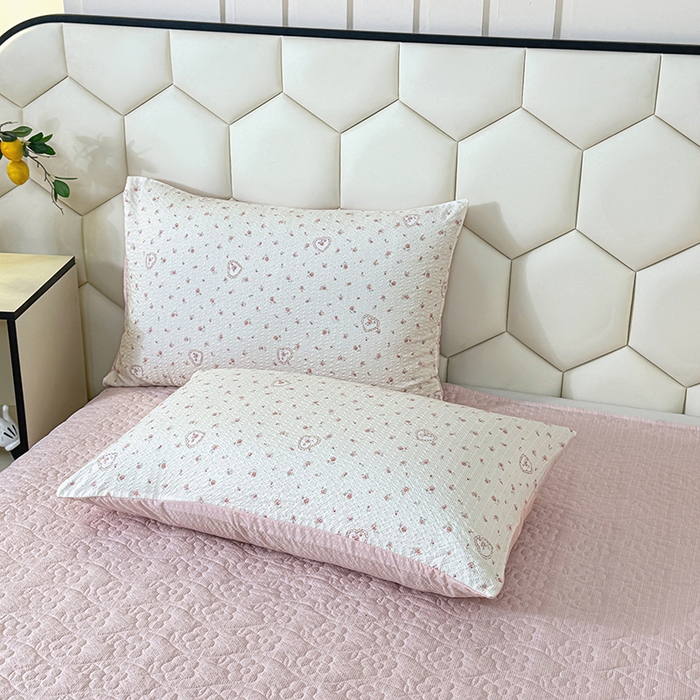 91家纺网 家纺一手货源 找家纺 凤杰家纺 2026新款云感双层纱床盖四件套 恋爱曲