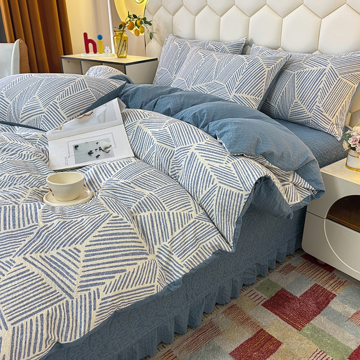 91家纺网 家纺一手货源 找家纺 凤杰家纺 2026新款云感双层纱床盖四件套 绅士条纹