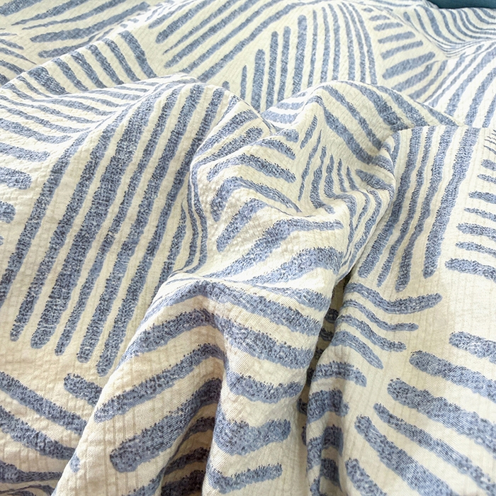 91家纺网 家纺一手货源 找家纺 凤杰家纺 2026新款云感双层纱床盖四件套 绅士条纹