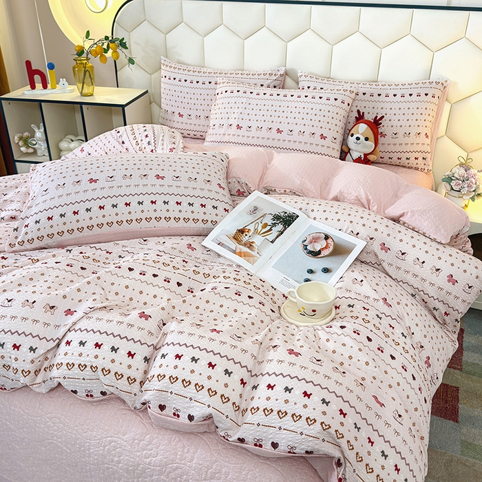 91家纺网 家纺一手货源 找家纺 凤杰家纺 2026新款云感双层纱床盖四件套 幸运马-粉