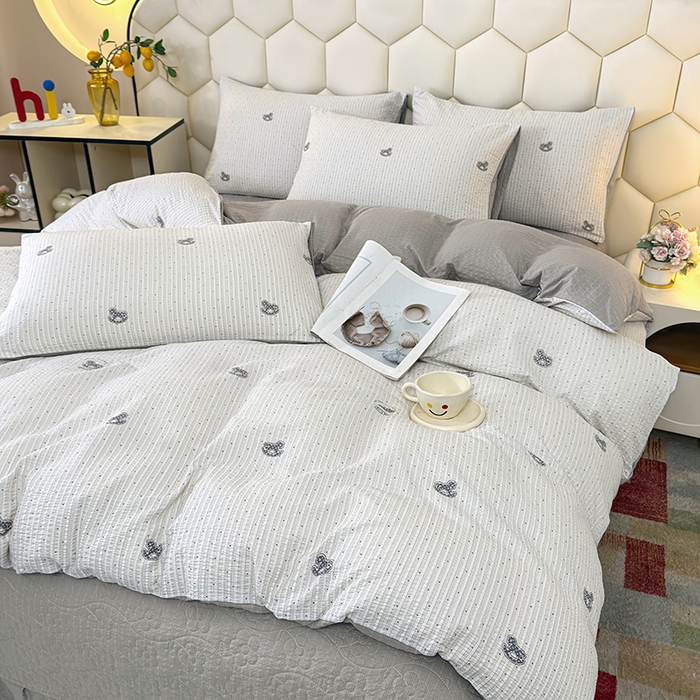 91家纺网 家纺一手货源 找家纺 凤杰家纺 2026新款云感双层纱床盖四件套 幸运马-灰