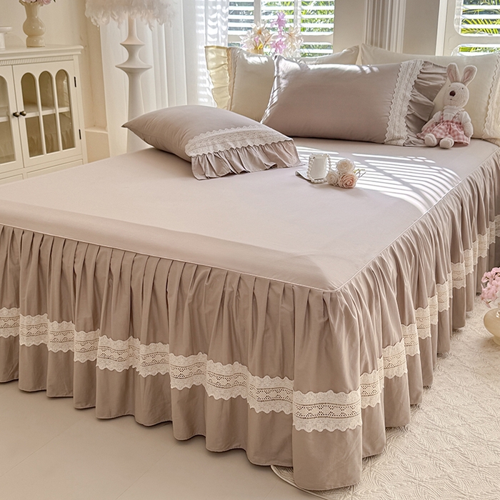 91家纺网 家纺一手货源 找家纺 （总）美达家纺 2026新款纯色13372全棉床裙法式镂空庄园风