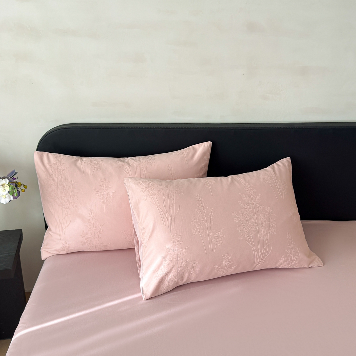 91家纺网 家纺一手货源 找家纺 雅萱家纺 2026新款60支提花全棉四件套 春草粉