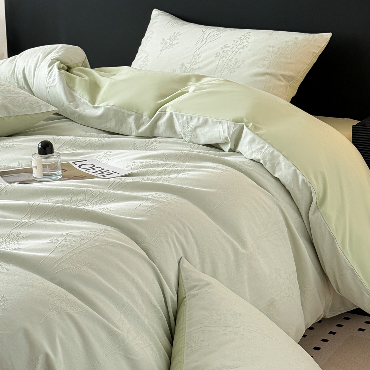 91家纺网 家纺一手货源 找家纺 雅萱家纺 2026新款60支提花全棉四件套 春草绿