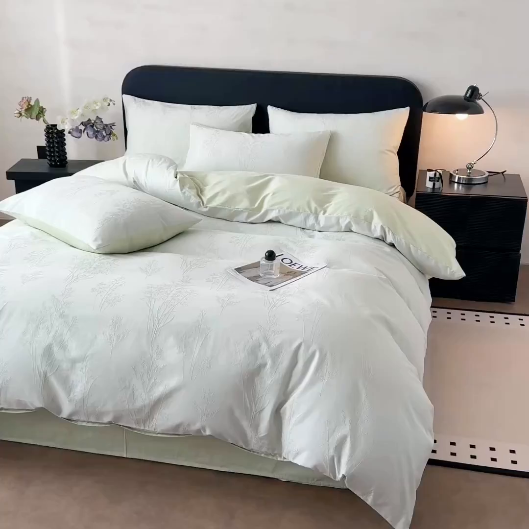 91家纺网 家纺一手货源 找家纺 雅萱家纺 2026新款60支提花全棉四件套 春草绿