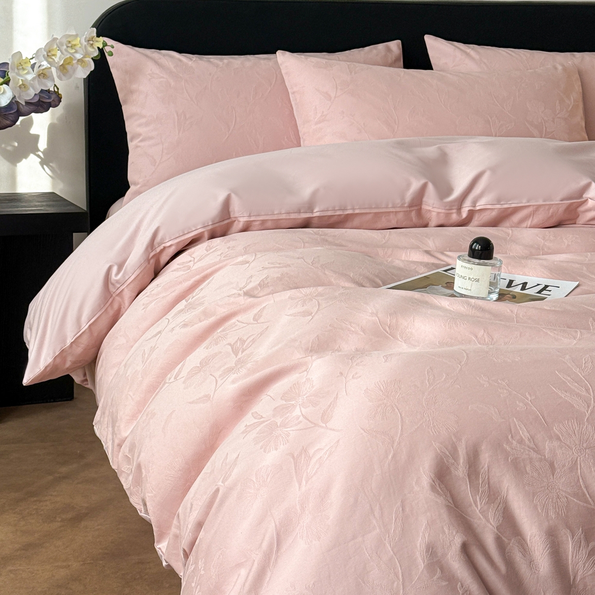 91家纺网 家纺一手货源 找家纺 雅萱家纺 2026新款60支提花全棉四件套 花影粉