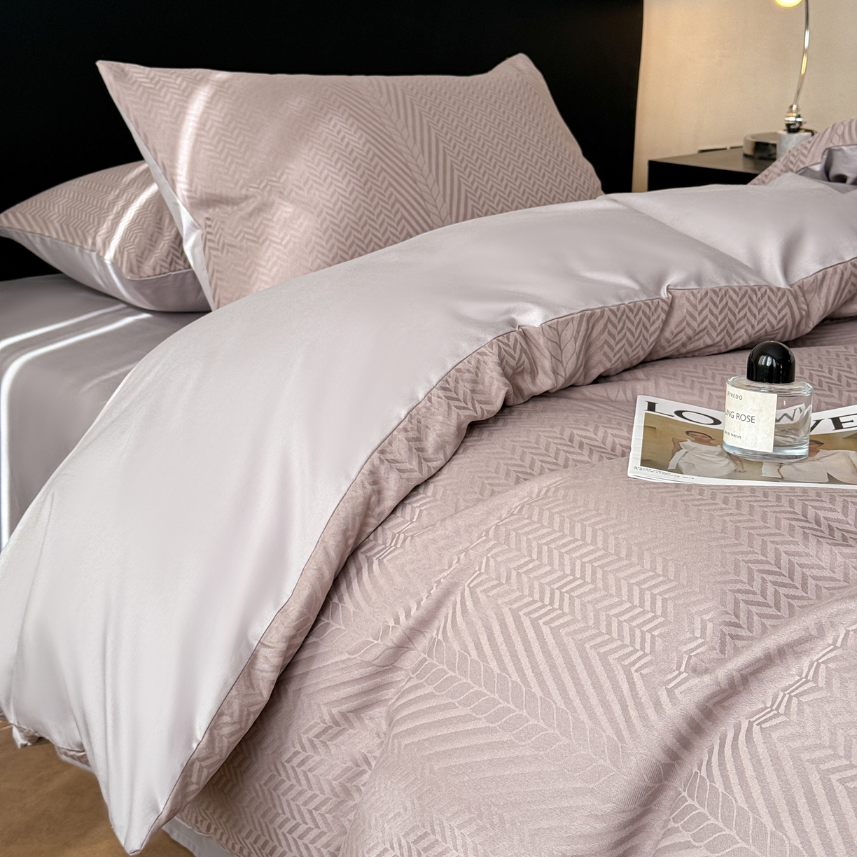 91家纺网 家纺一手货源 找家纺 雅萱家纺 2026新款60支提花全棉四件套 肌理灰