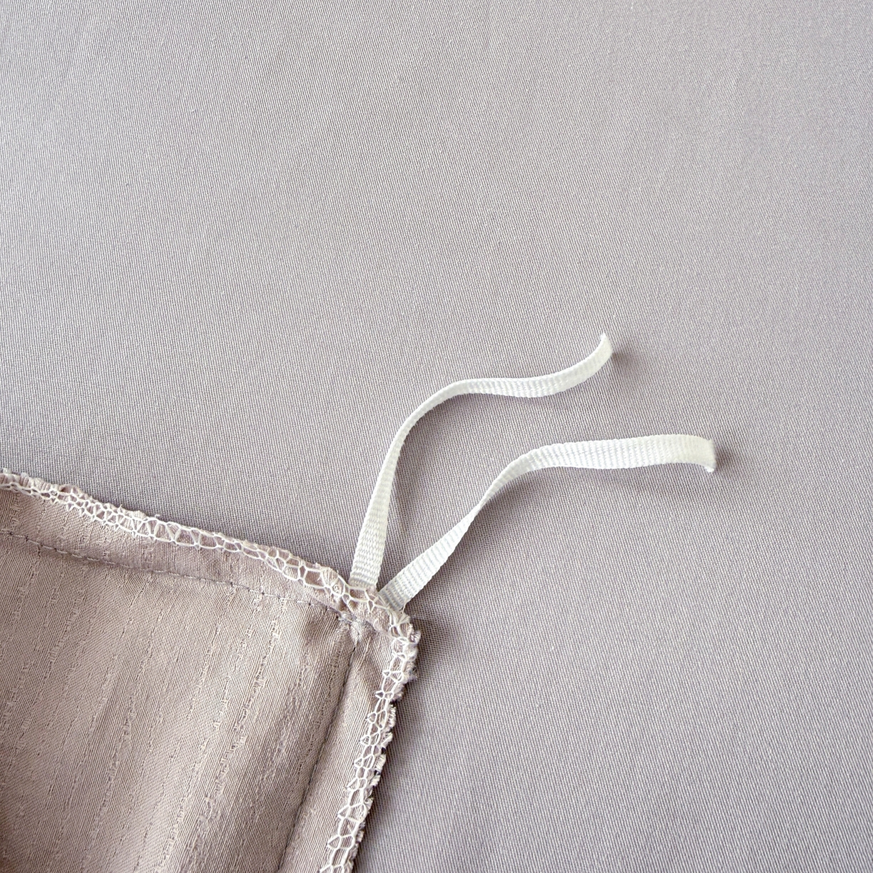 91家纺网 家纺一手货源 找家纺 雅萱家纺 2026新款60支提花全棉四件套 流星紫