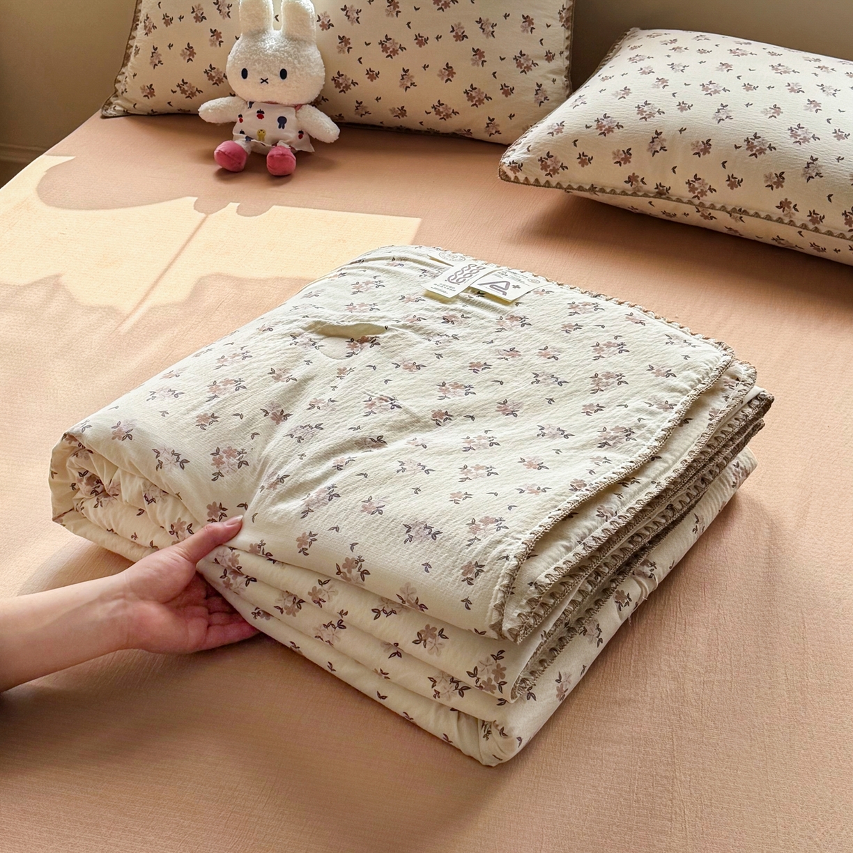 星巴k家纺 2025新款春夏云感双层纱A类母婴级三角针夏被贝壳边夏凉被贝壳绣【可提供买家秀】贝壳绣-浅桃织夏