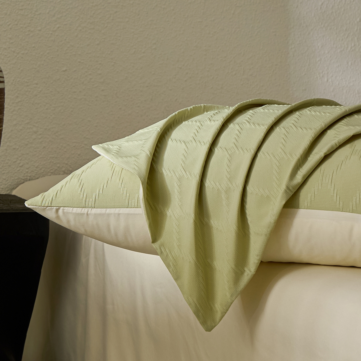 91家纺网 家纺一手货源 找家纺 悦织湾家纺 2026新款超柔菱形格提花四件套轻奢纯色时尚学生宿舍床单床笠款三四件套单被套 菱形格-果绿+芝士