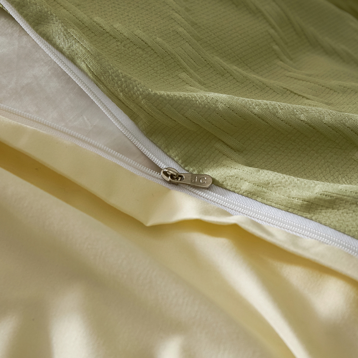 91家纺网 家纺一手货源 找家纺 悦织湾家纺 2026新款超柔菱形格提花四件套轻奢纯色时尚学生宿舍床单床笠款三四件套单被套 菱形格-果绿+芝士