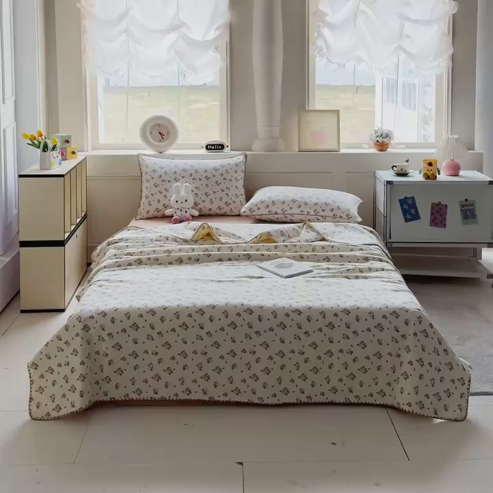 91家纺网 家纺一手货源 找家纺 星巴k家纺 2025新款春夏云感双层纱A类母婴级三角针夏被贝壳边夏凉被贝壳绣【可提供买家秀】贝壳绣-浅桃织夏