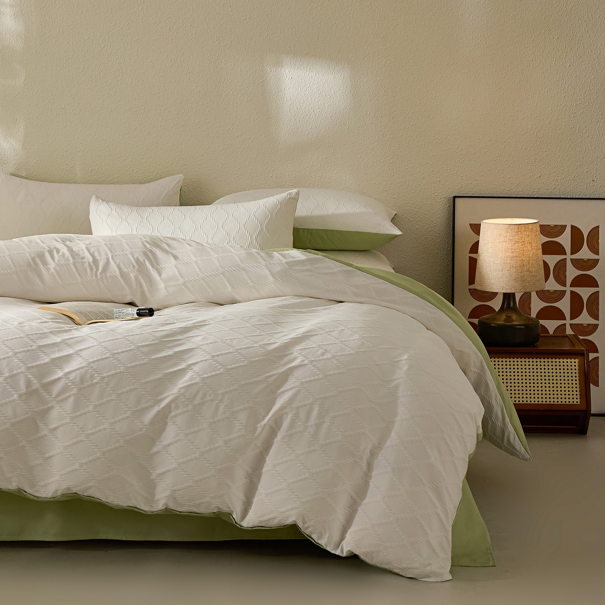 91家纺网 家纺一手货源 找家纺 悦织湾家纺 2026新款超柔菱形格提花四件套轻奢纯色时尚学生宿舍床单床笠款三四件套单被套 菱形格-奶白+果绿