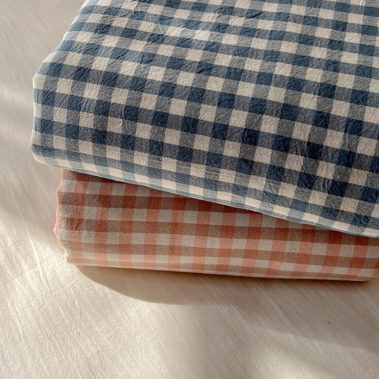 91家纺网 家纺一手货源 找家纺 （总）悦织湾家纺 2026新款软糯加厚水洗棉条格无印宜家风混搭三件套四件套学生宿舍床上用品