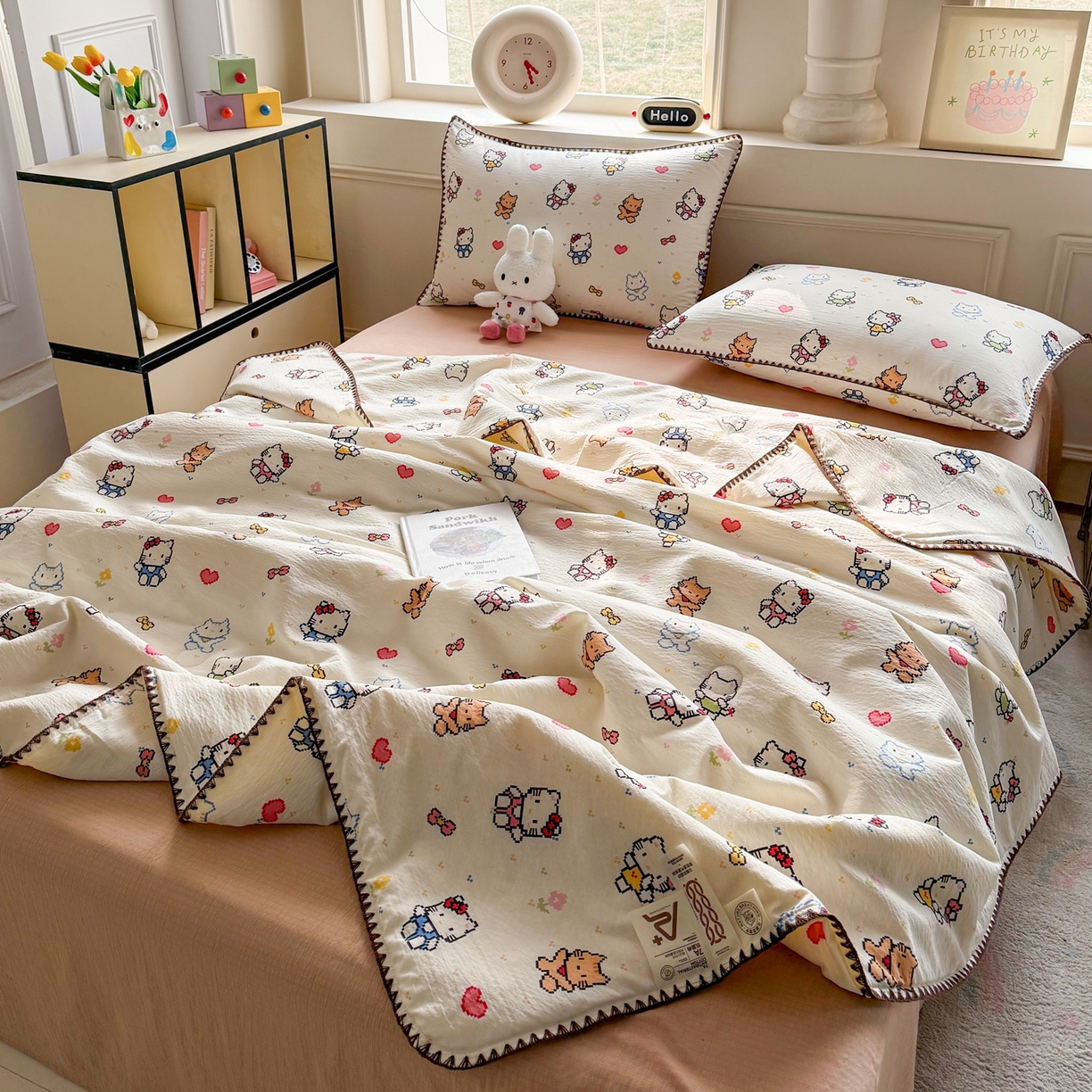 91家纺网 家纺一手货源 找家纺 星巴k家纺 2025新款春夏云感双层纱A类母婴级三角针夏被贝壳边夏凉被贝壳绣【可提供买家秀】贝壳绣-像素小猫