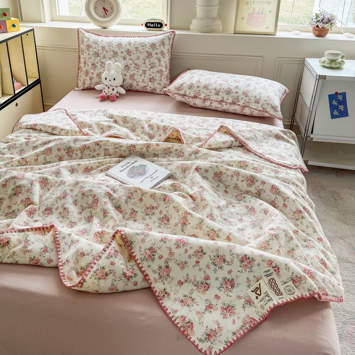 91家纺网 家纺一手货源 找家纺 星巴k家纺 2025新款春夏云感双层纱A类母婴级三角针夏被贝壳边夏凉被贝壳绣【可提供买家秀】贝壳绣-星眠云野