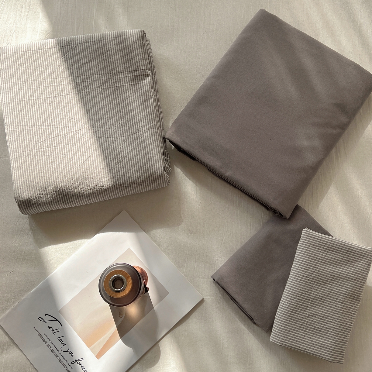 悦织湾家纺 2026新款软糯加厚水洗棉条格无印宜家风混搭三件套四件套学生宿舍床上用品 组合图 仅供参考