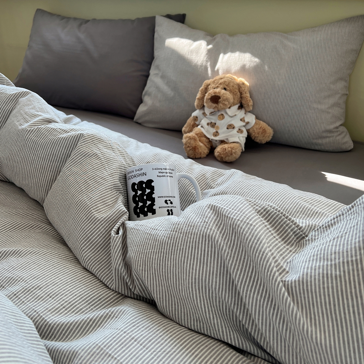 91家纺网 家纺一手货源 找家纺 悦织湾家纺 2026新款软糯加厚水洗棉条格无印宜家风混搭三件套四件套学生宿舍床上用品 混搭晨雾灰细条