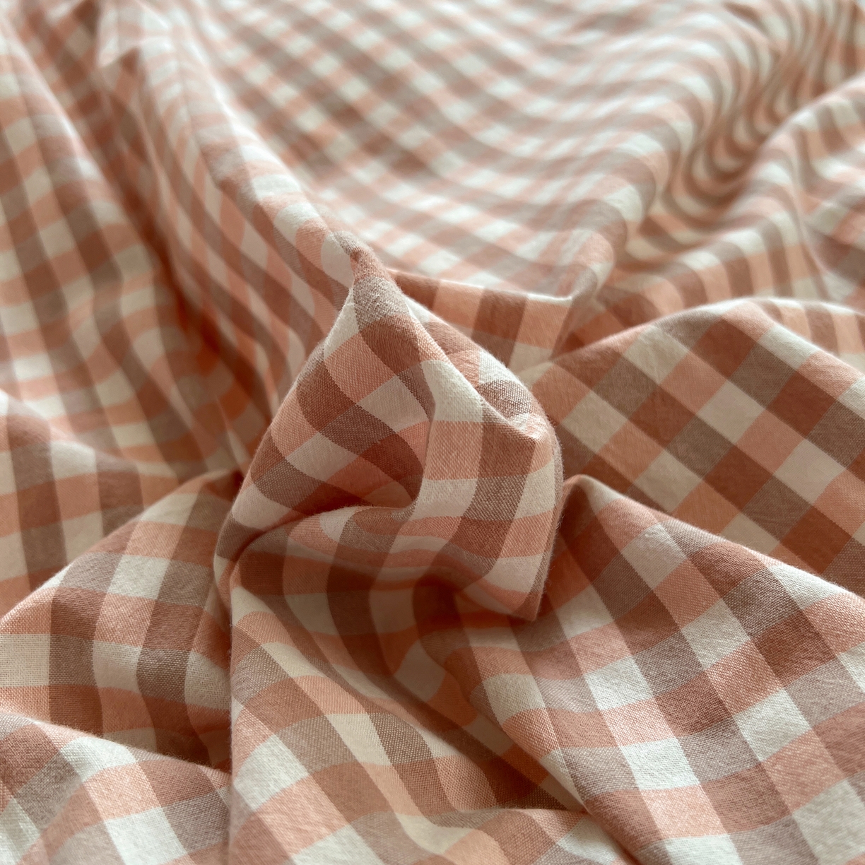 91家纺网 家纺一手货源 找家纺 悦织湾家纺 2026新款软糯加厚水洗棉条格无印宜家风混搭三件套四件套学生宿舍床上用品 混搭粉小格