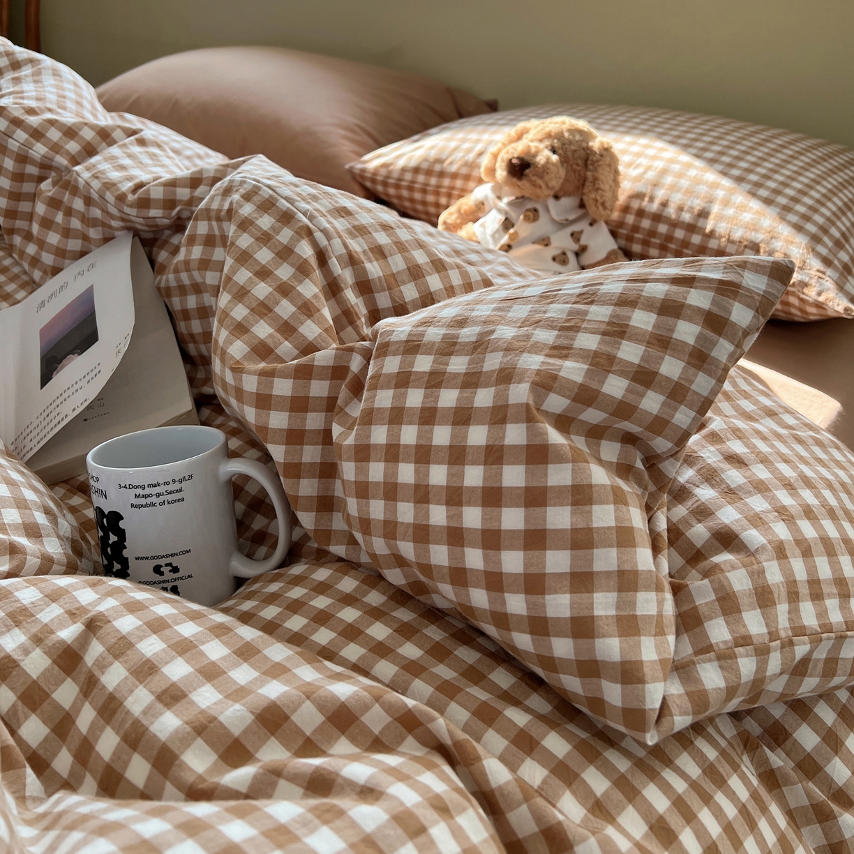 91家纺网 家纺一手货源 找家纺 悦织湾家纺 2026新款软糯加厚水洗棉条格无印宜家风混搭三件套四件套学生宿舍床上用品 混搭咖小格