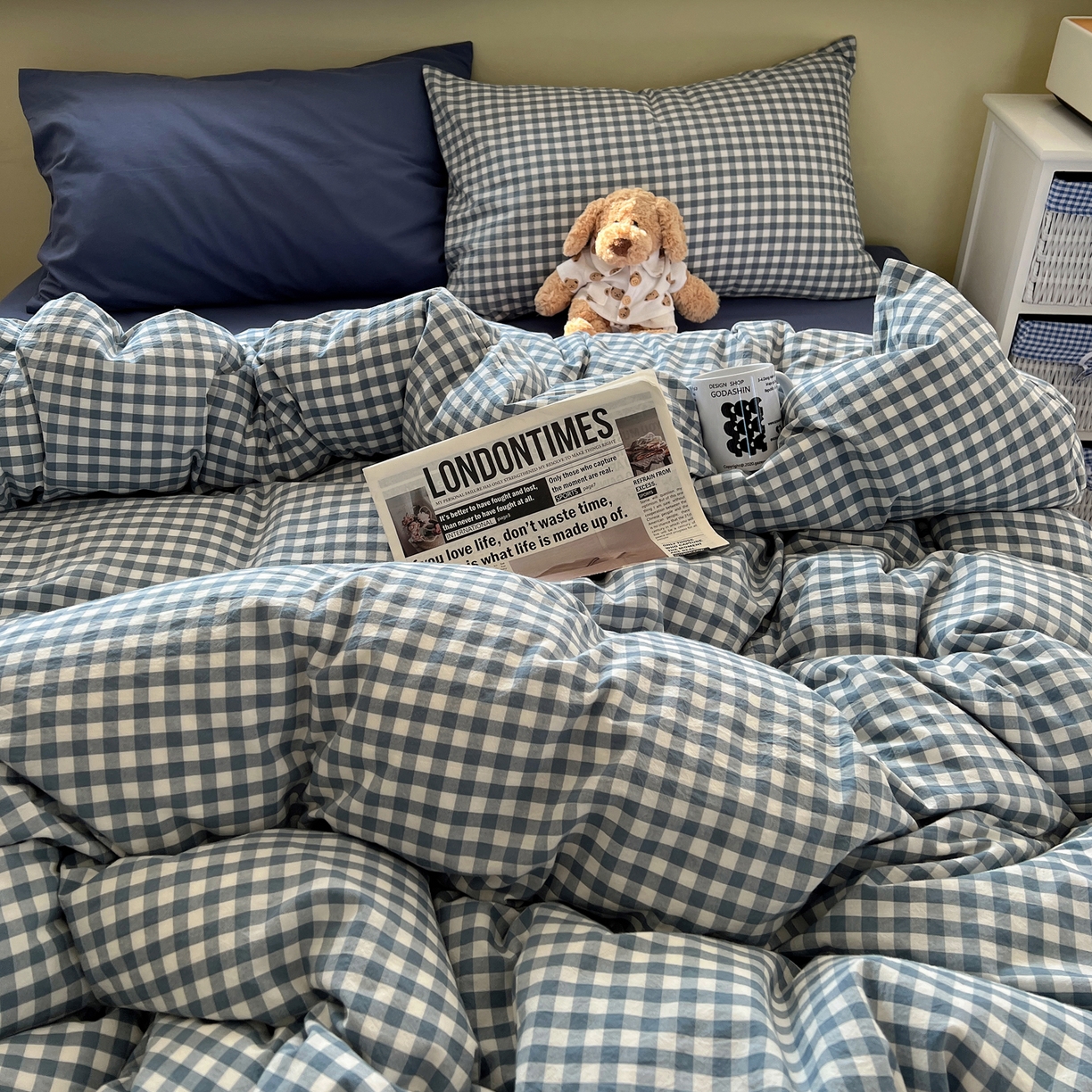 91家纺网 家纺一手货源 找家纺 悦织湾家纺 2026新款软糯加厚水洗棉条格无印宜家风混搭三件套四件套学生宿舍床上用品 混搭蓝小格