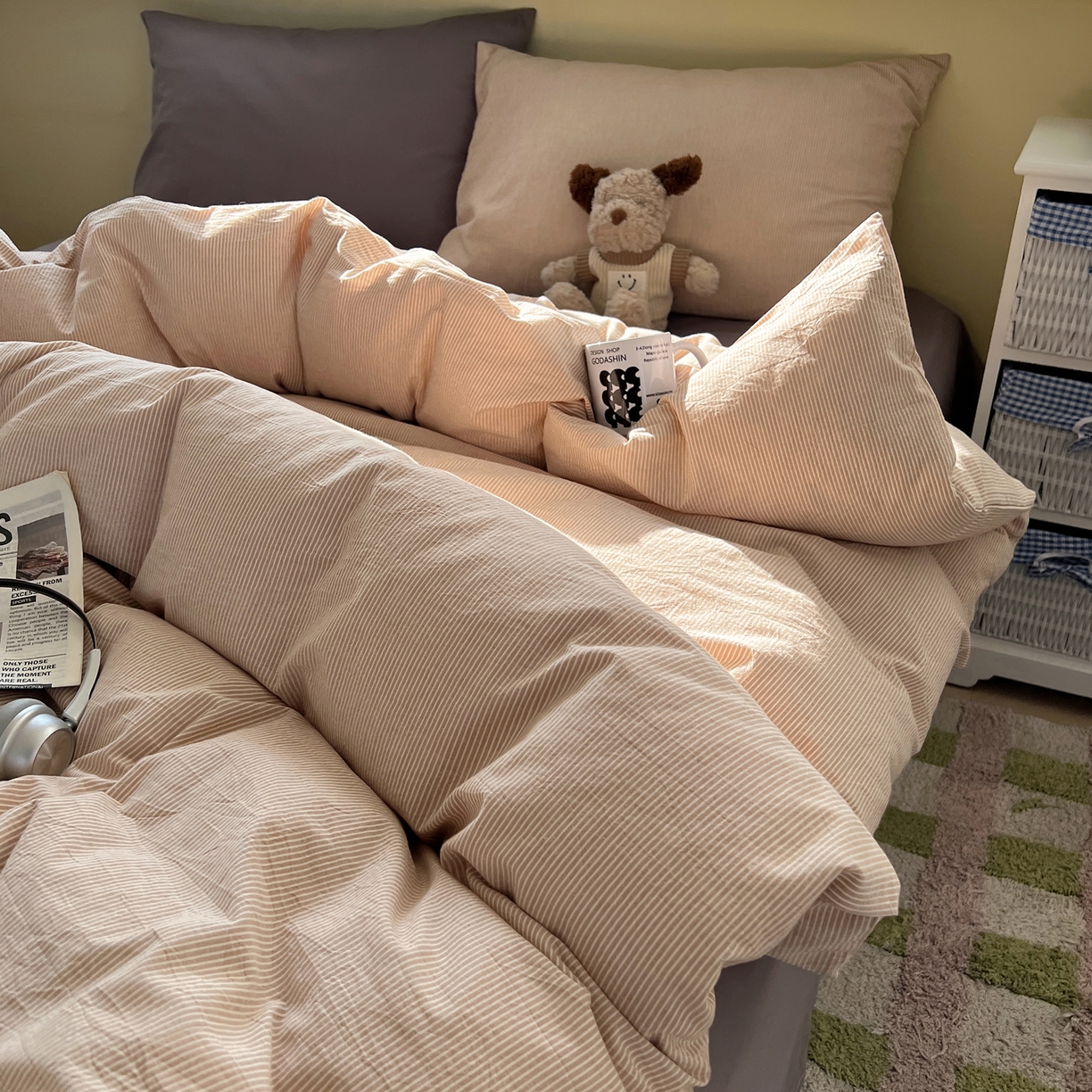 91家纺网 家纺一手货源 找家纺 悦织湾家纺 2026新款软糯加厚水洗棉条格无印宜家风混搭三件套四件套学生宿舍床上用品 混搭沙茶棕细条