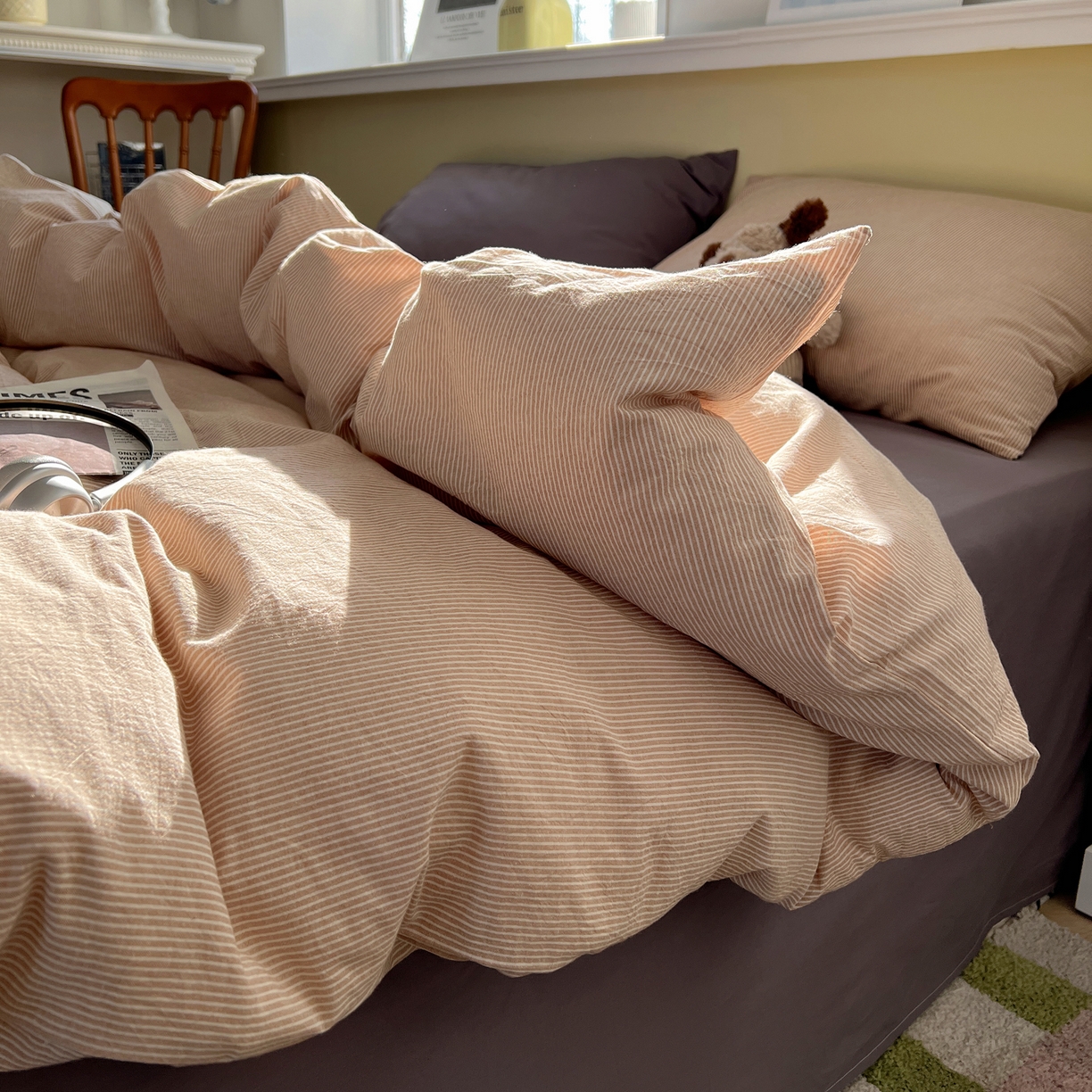 91家纺网 家纺一手货源 找家纺 悦织湾家纺 2026新款软糯加厚水洗棉条格无印宜家风混搭三件套四件套学生宿舍床上用品 混搭沙茶棕细条