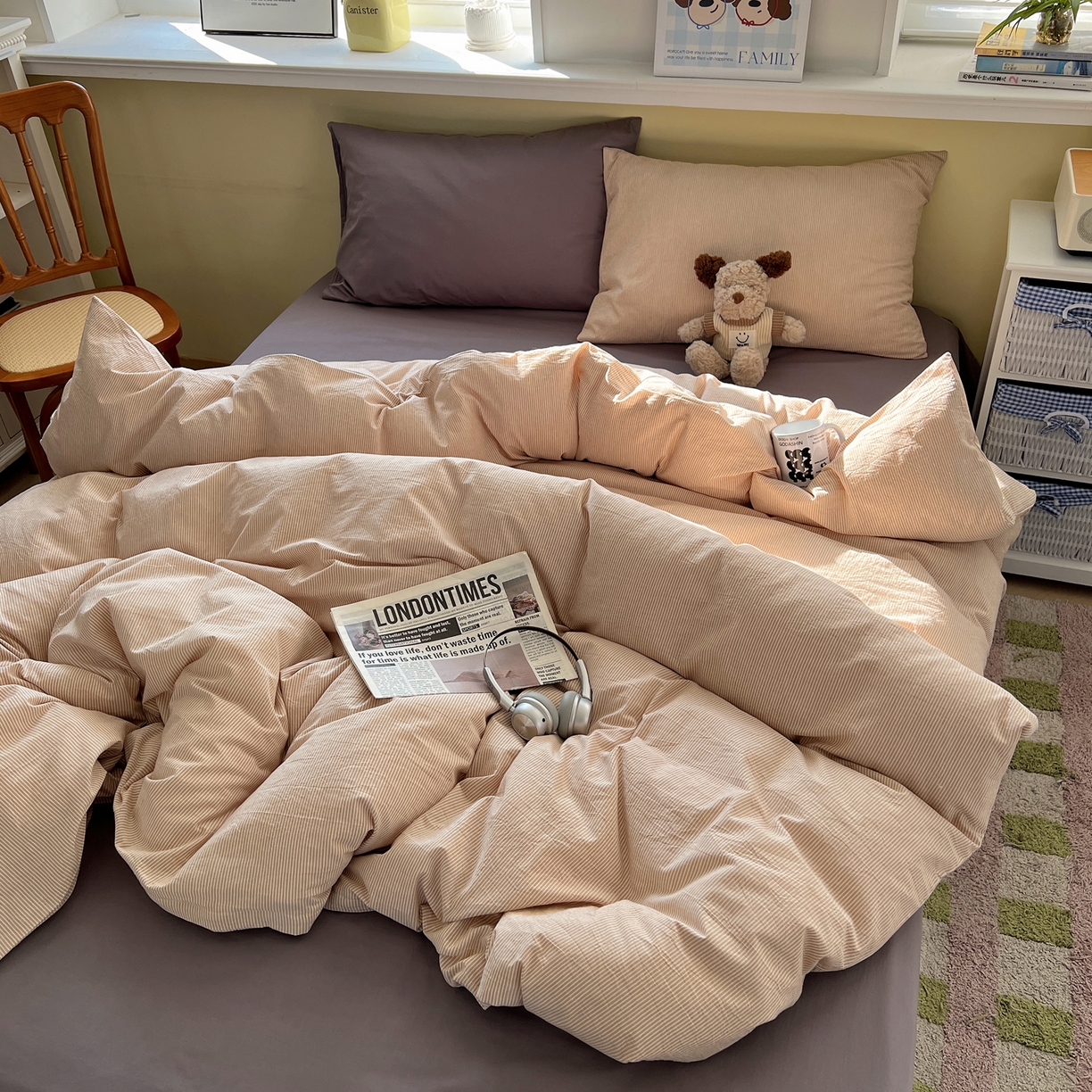 91家纺网 家纺一手货源 找家纺 悦织湾家纺 2026新款软糯加厚水洗棉条格无印宜家风混搭三件套四件套学生宿舍床上用品 混搭沙茶棕细条