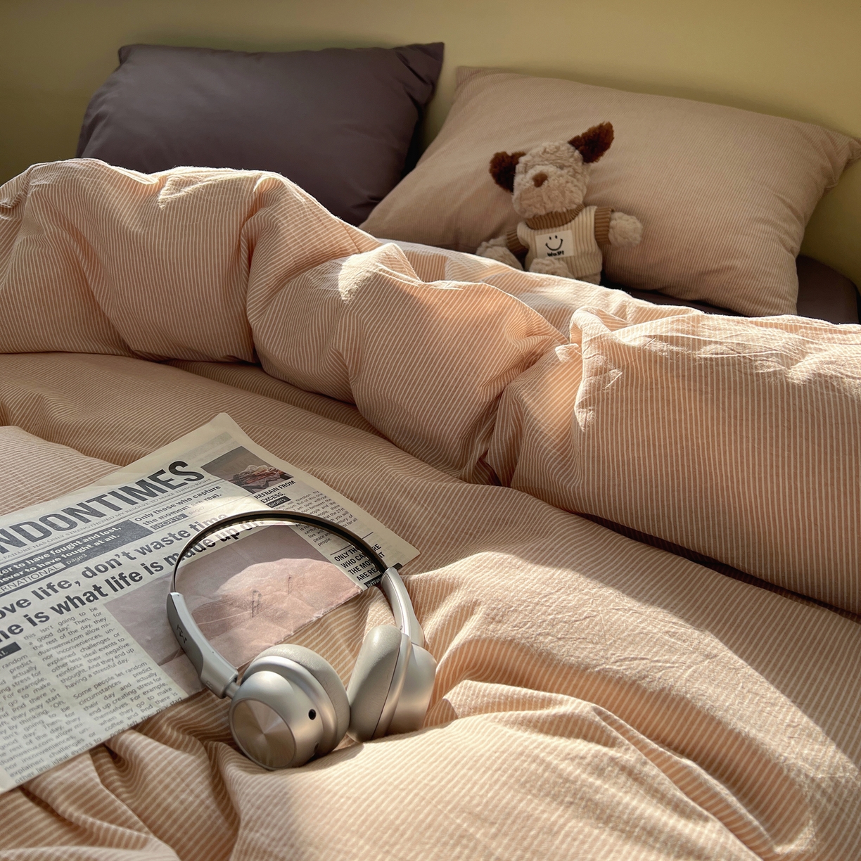 91家纺网 家纺一手货源 找家纺 悦织湾家纺 2026新款软糯加厚水洗棉条格无印宜家风混搭三件套四件套学生宿舍床上用品 混搭沙茶棕细条