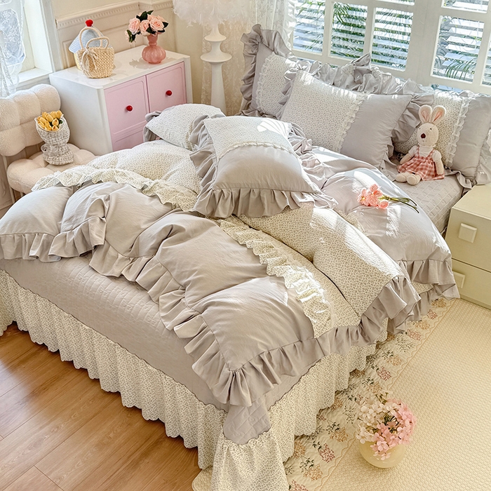 91家纺网 家纺一手货源 找家纺 （总）苏米娜家纺SUMINA 2026春夏新款超柔云朵棉床盖款四件套-花甜梦系列