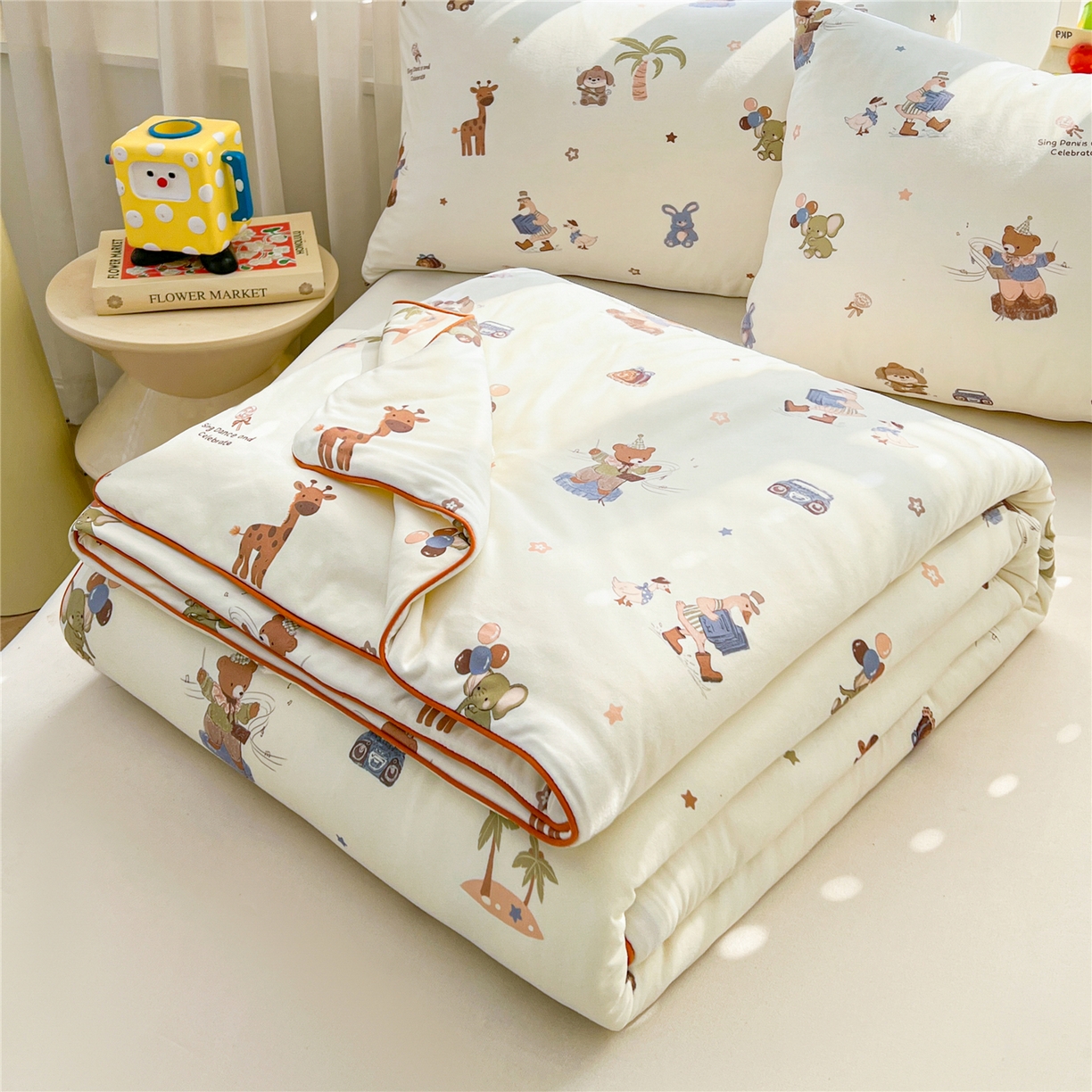 91家纺网 家纺一手货源 找家纺 优被业 2026新款A类牛奶丝针织棉软糯凉感大豆夏被空调被夏凉被(20%大豆国标包检测） 动物狂欢