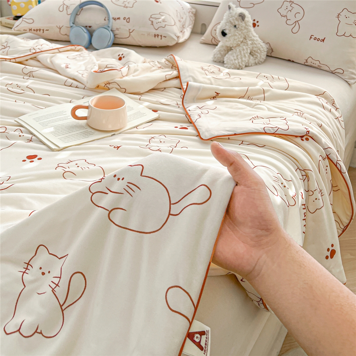 91家纺网 家纺一手货源 找家纺 优被业 2026新款A类牛奶丝针织棉软糯凉感大豆夏被空调被夏凉被(20%大豆国标包检测） 可可猫