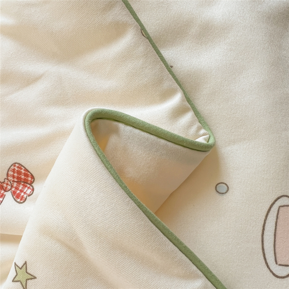 91家纺网 家纺一手货源 找家纺 优被业 2026新款A类牛奶丝针织棉软糯凉感大豆夏被空调被夏凉被(20%大豆国标包检测） 奇境庄园