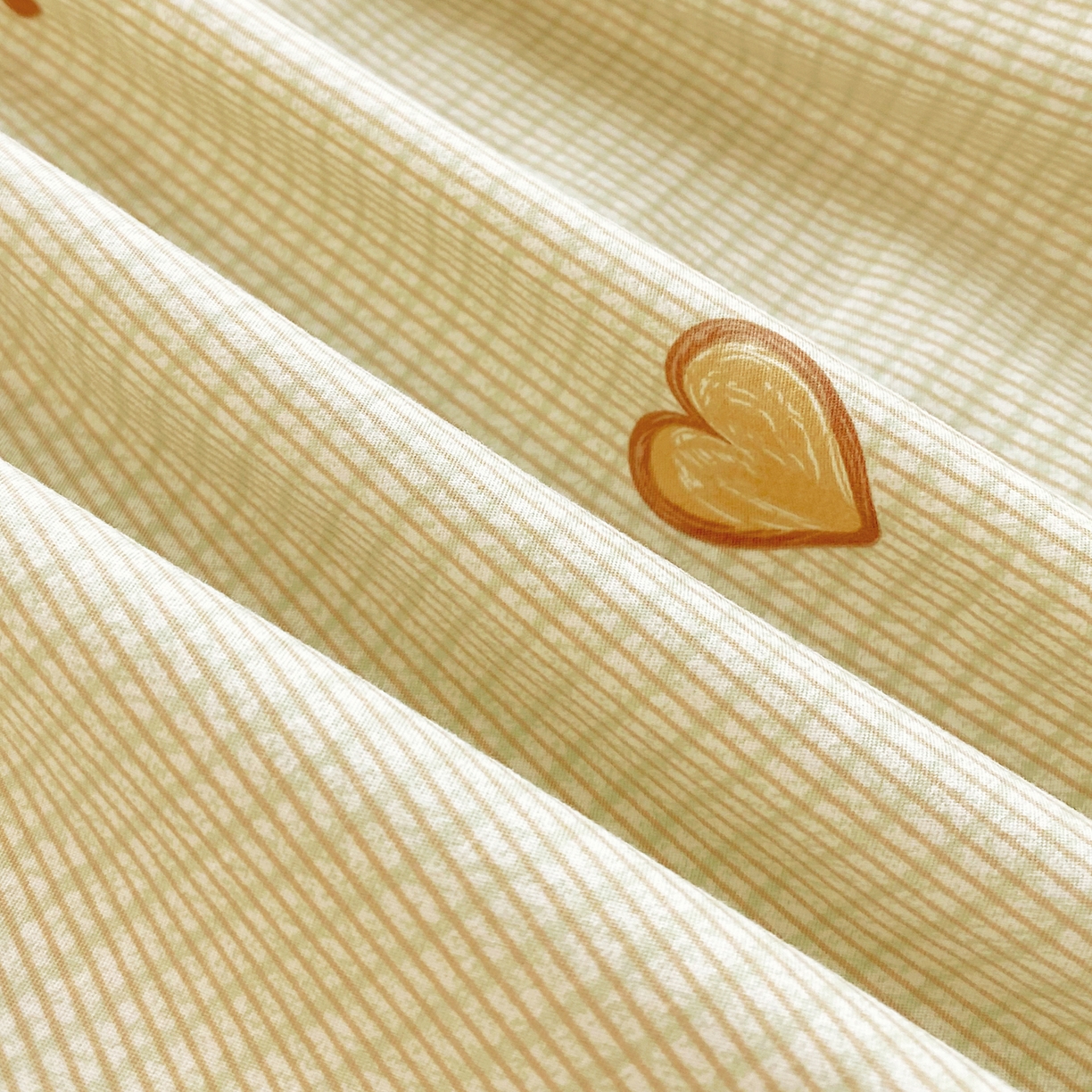 91家纺网 家纺一手货源 找家纺 悦织湾家纺 2026新款斜纹加厚水洗棉超细斜（加厚）床笠单床笠床笠单件-席梦思保护套 床笠-爱心浅咖