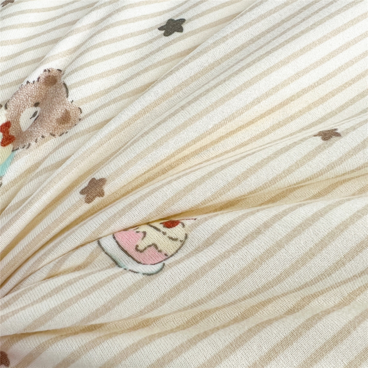 91家纺网 家纺一手货源 找家纺 优被业 2026新款A类牛奶丝针织棉软糯凉感大豆夏被空调被夏凉被(20%大豆国标包检测） 晚安熊