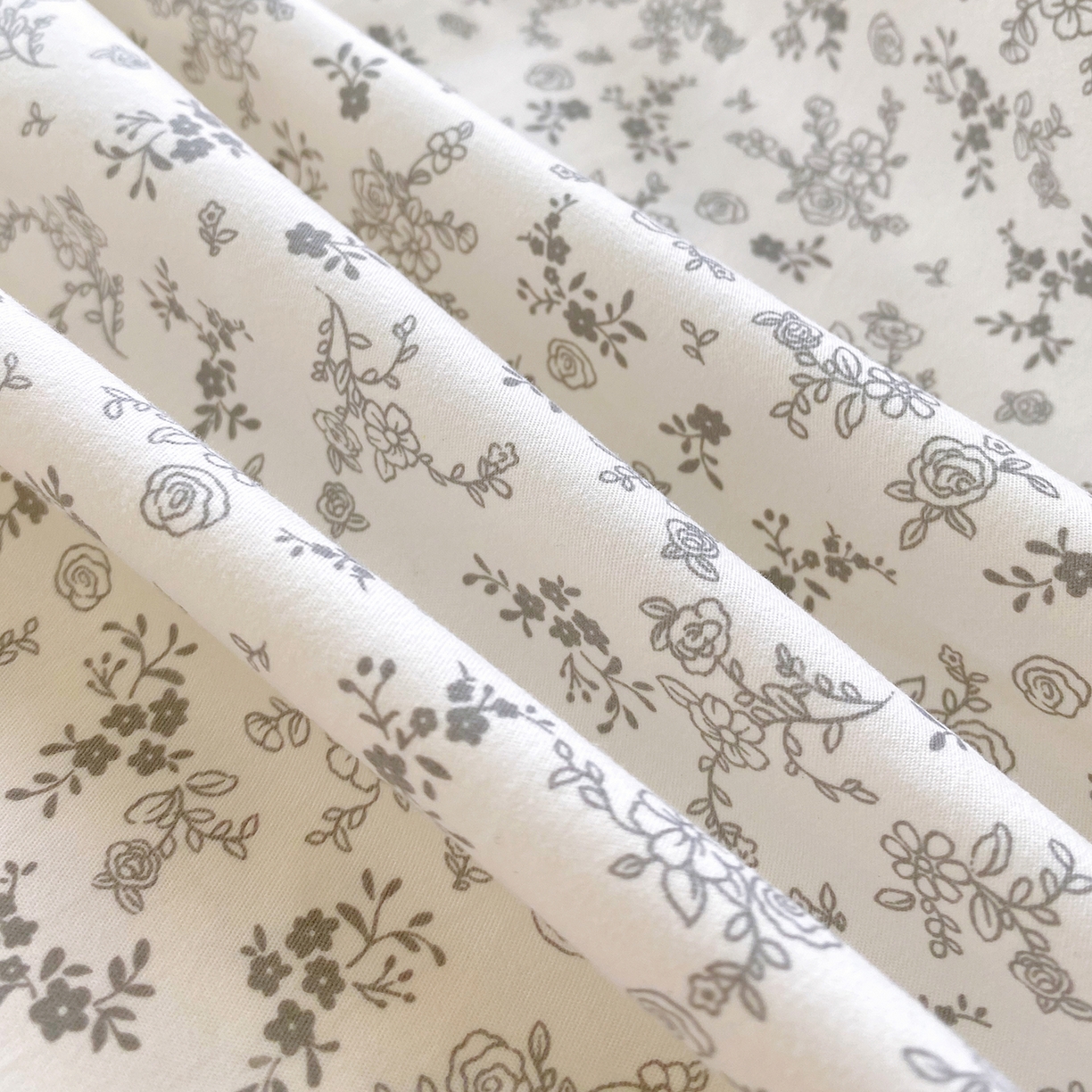 91家纺网 家纺一手货源 找家纺 悦织湾家纺 2026新款斜纹加厚水洗棉超细斜（加厚）床笠单床笠床笠单件-席梦思保护套 床笠-花园小兔