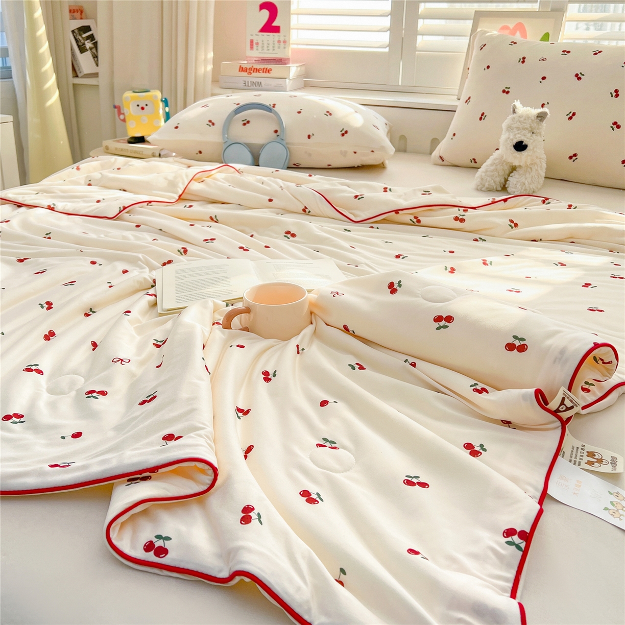 91家纺网 家纺一手货源 找家纺 优被业 2026新款A类牛奶丝针织棉软糯凉感大豆夏被空调被夏凉被(20%大豆国标包检测） 小樱桃