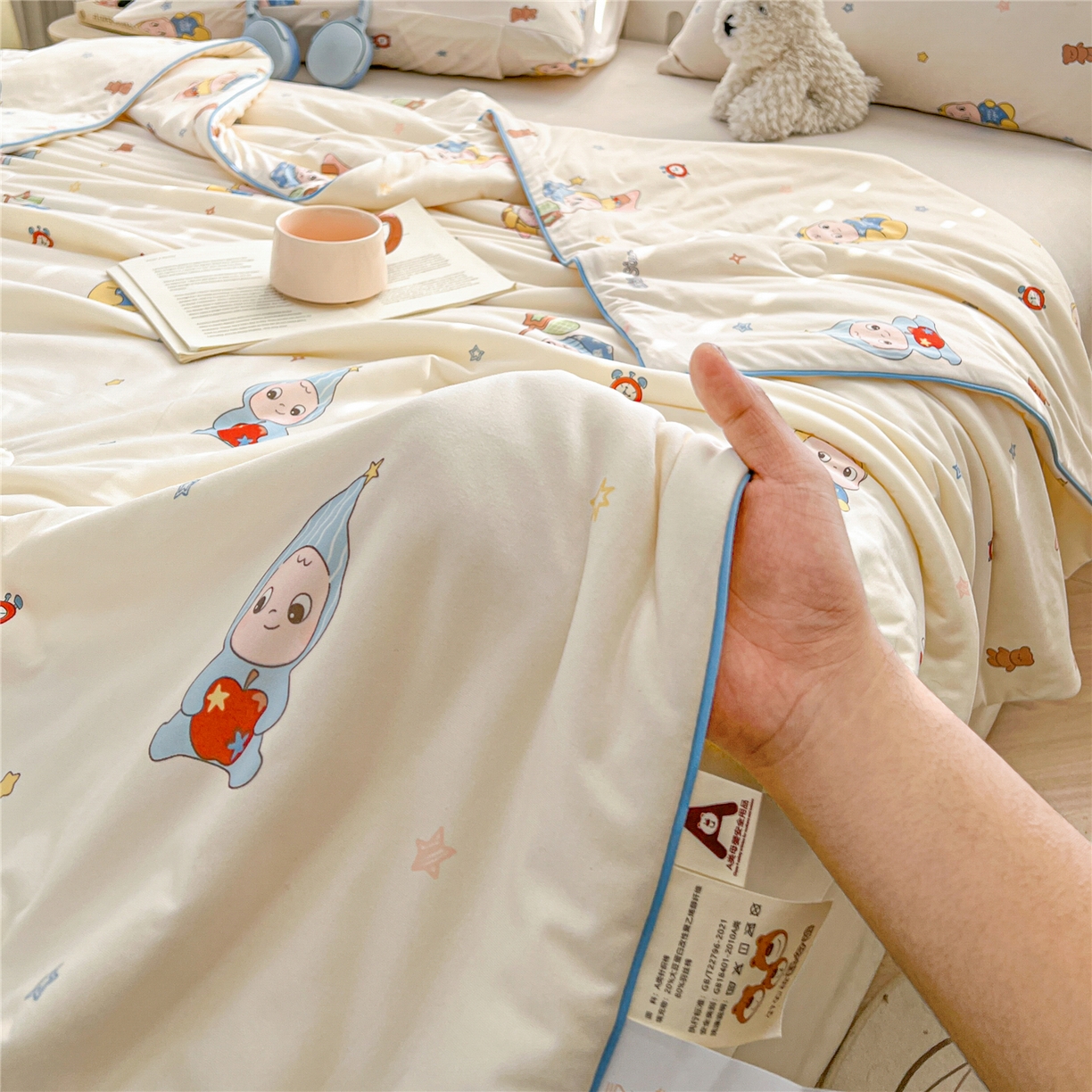 91家纺网 家纺一手货源 找家纺 优被业 2026新款A类牛奶丝针织棉软糯凉感大豆夏被空调被夏凉被(20%大豆国标包检测） 星星宝贝