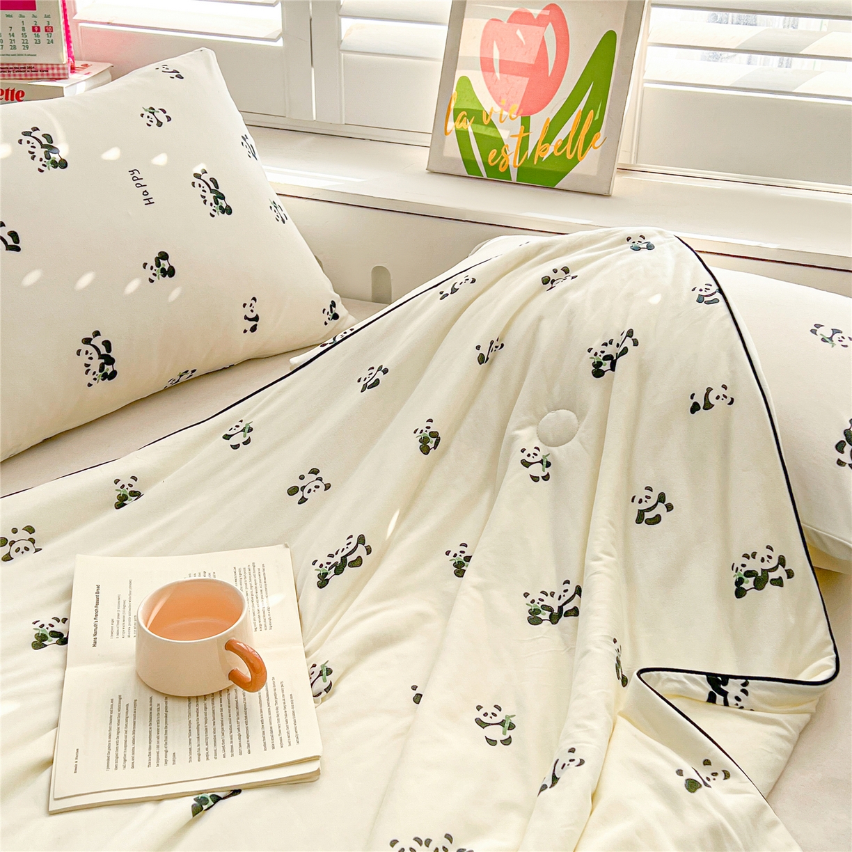 91家纺网 家纺一手货源 找家纺 优被业 2026新款A类牛奶丝针织棉软糯凉感大豆夏被空调被夏凉被(20%大豆国标包检测） 熊猫贝贝