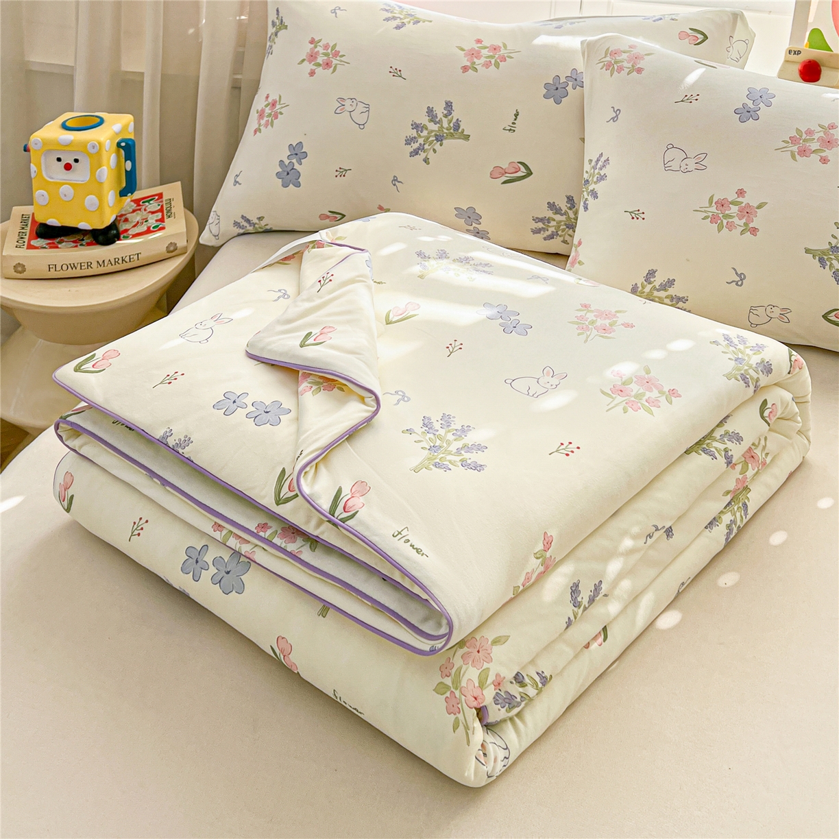 91家纺网 家纺一手货源 找家纺 优被业 2026新款A类牛奶丝针织棉软糯凉感大豆夏被空调被夏凉被(20%大豆国标包检测） 紫萱兔