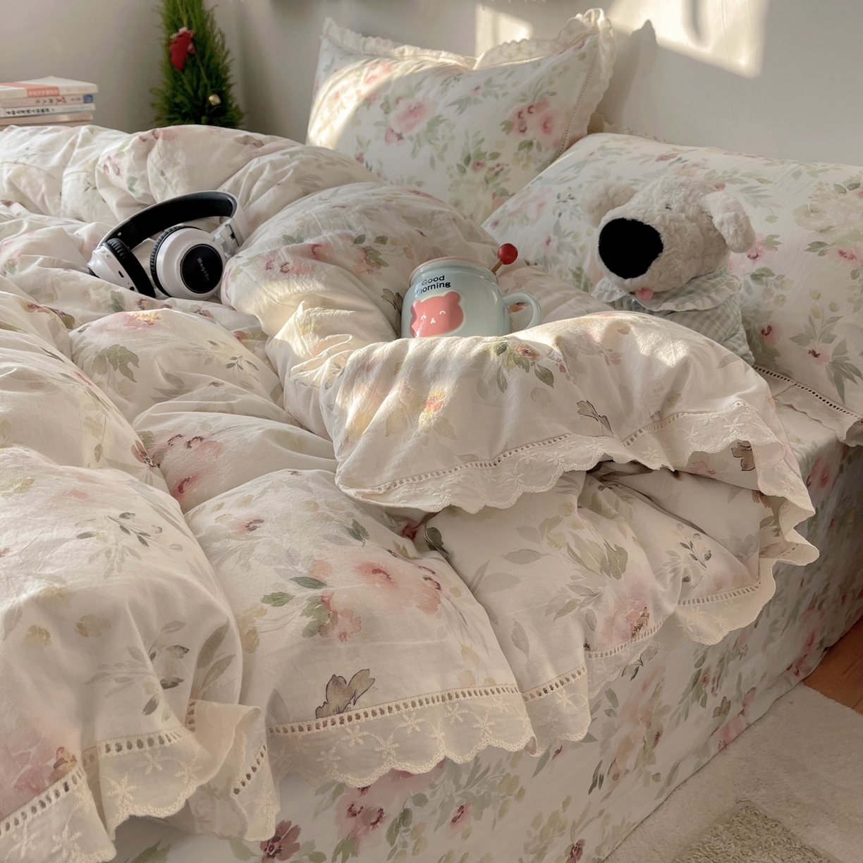 91家纺网 家纺一手货源 找家纺 悦织湾家纺 2026新款镂空花边碎花款四件套印花学生宿舍床上用品三4件套单品被套枕套 沐春