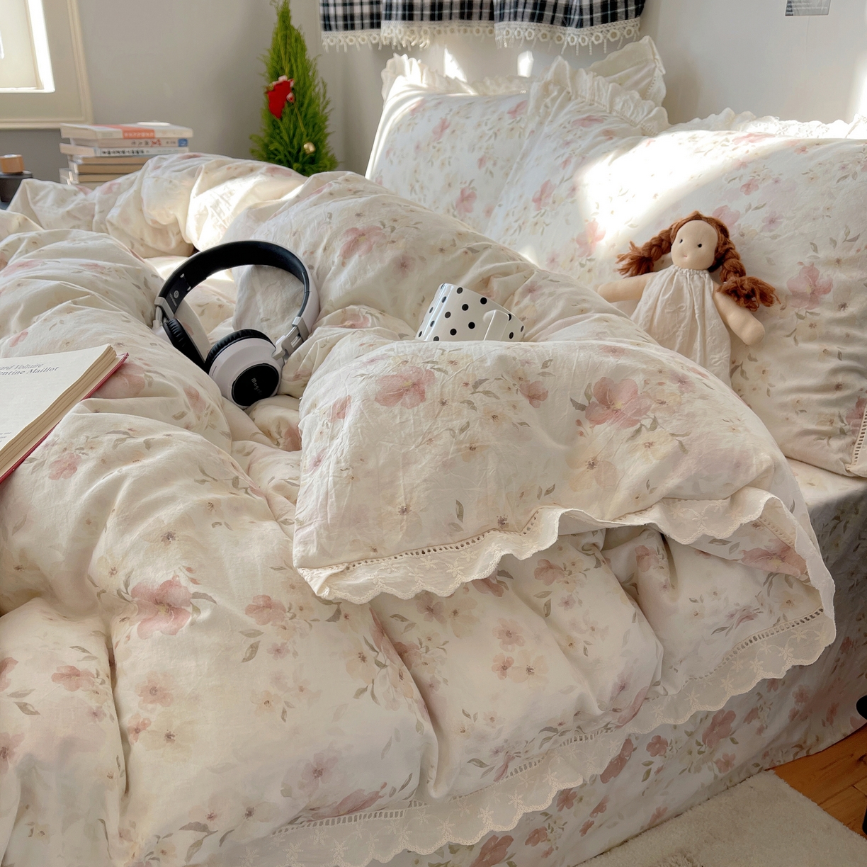 91家纺网 家纺一手货源 找家纺 悦织湾家纺 2026新款镂空花边碎花款四件套印花学生宿舍床上用品三4件套单品被套枕套 暗香