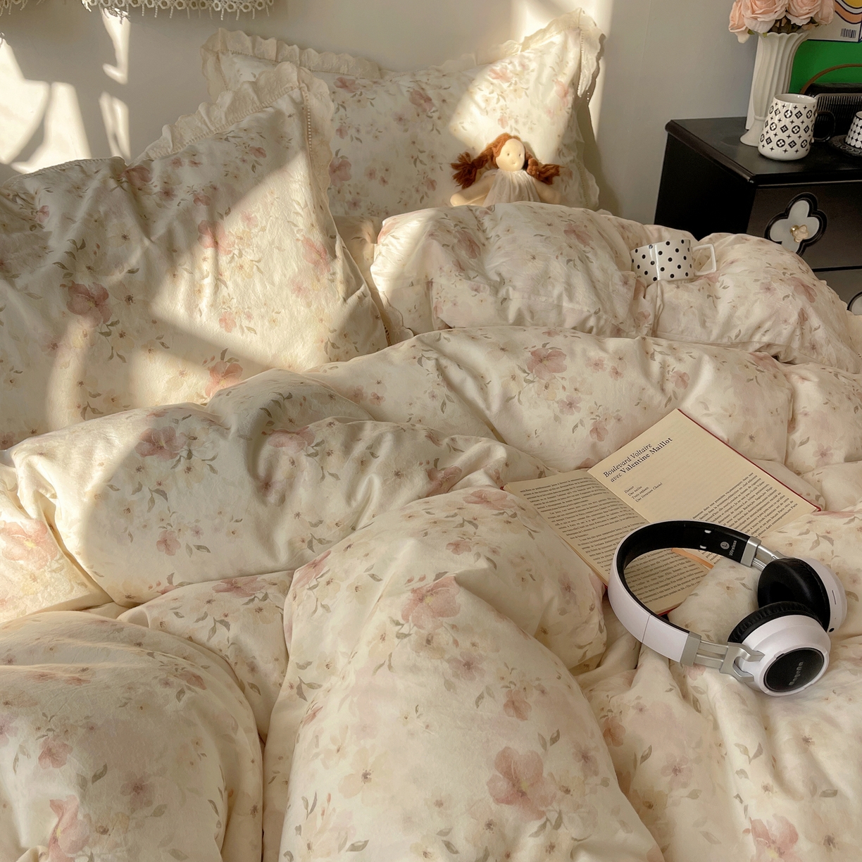 91家纺网 家纺一手货源 找家纺 悦织湾家纺 2026新款镂空花边碎花款四件套印花学生宿舍床上用品三4件套单品被套枕套 暗香