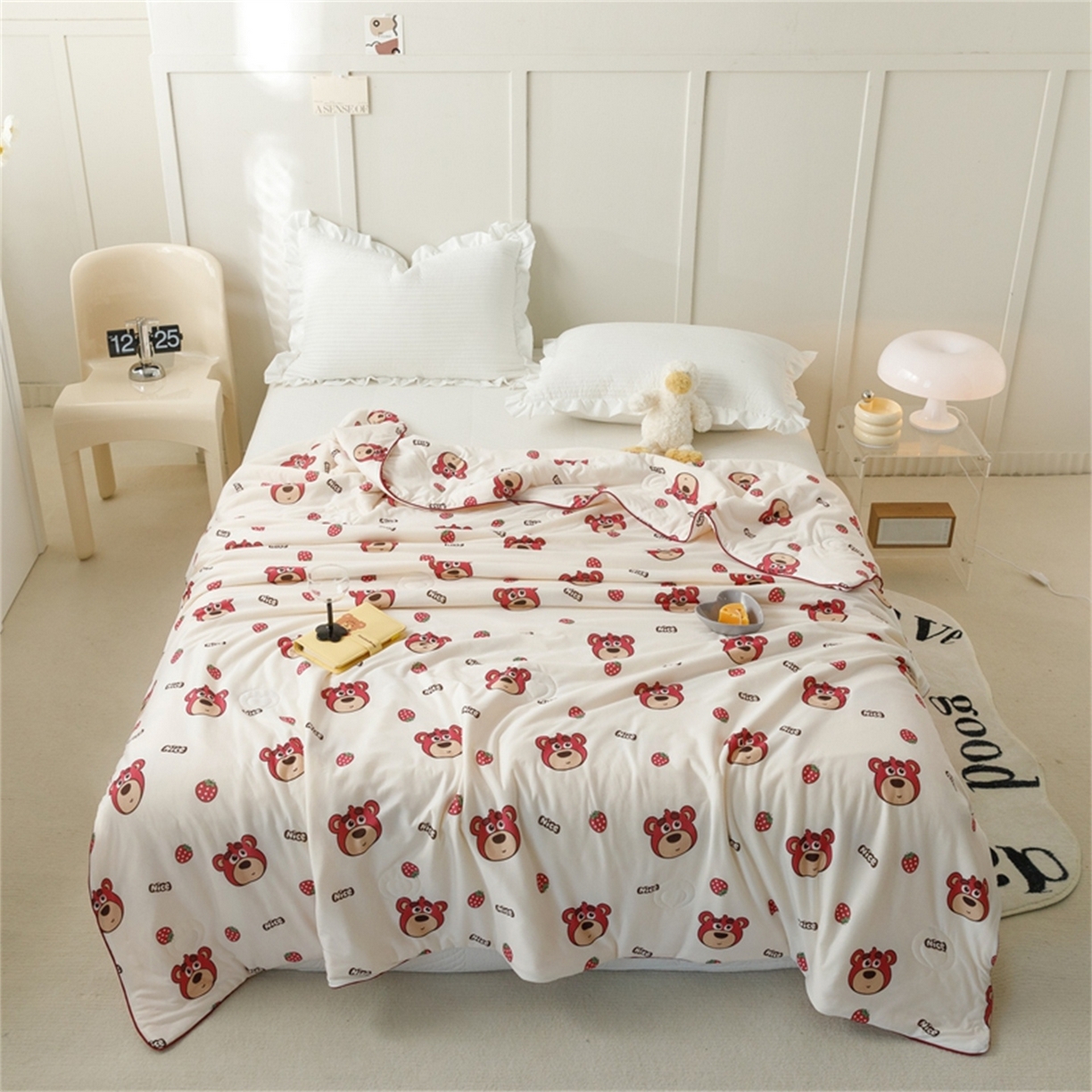 91家纺网 家纺一手货源 找家纺 优被业 2026新款A类牛奶丝针织棉软糯凉感大豆夏被空调被夏凉被(20%大豆国标包检测） 草莓小熊