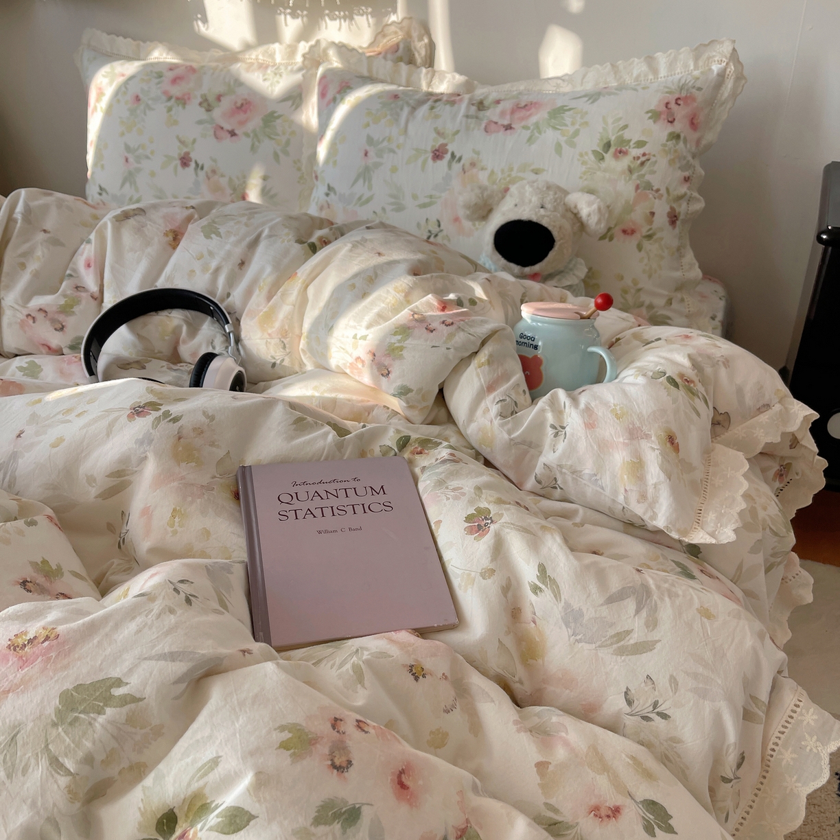 91家纺网 家纺一手货源 找家纺 悦织湾家纺 2026新款镂空花边碎花款四件套印花学生宿舍床上用品三4件套单品被套枕套 沐春